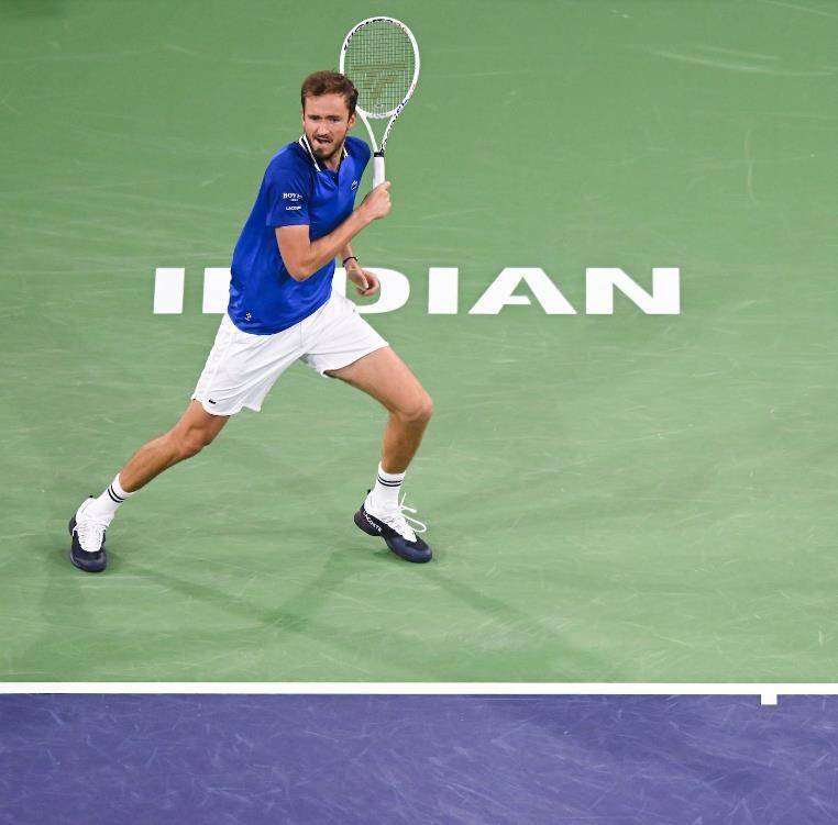 开云体育app-温网横扫美网，梅德韦杰夫状态火热的简单介绍